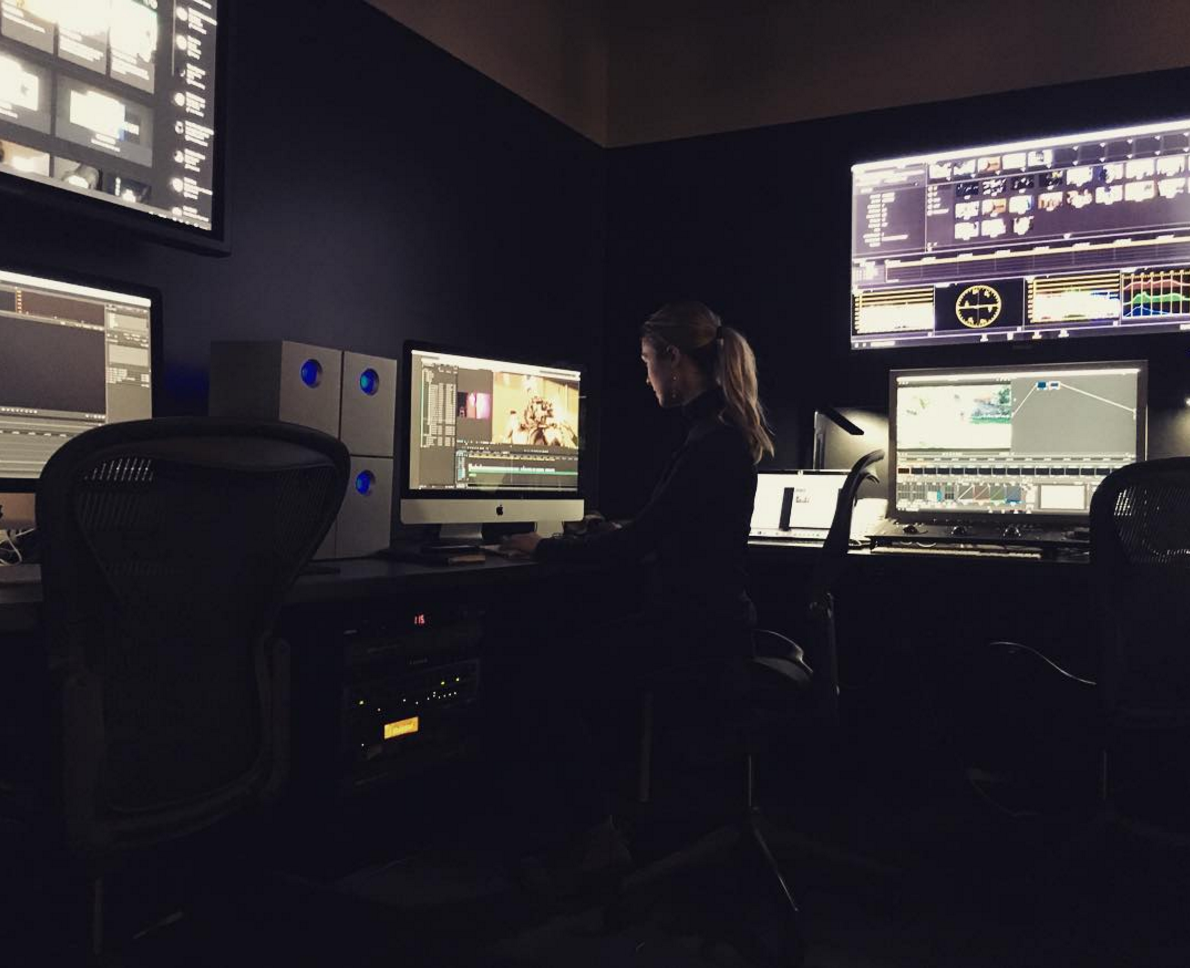 RootStudios's tweet image. In the edit suite with #ROOTmotion ft @alexandraroca1. (Photo by @j_steen_1)