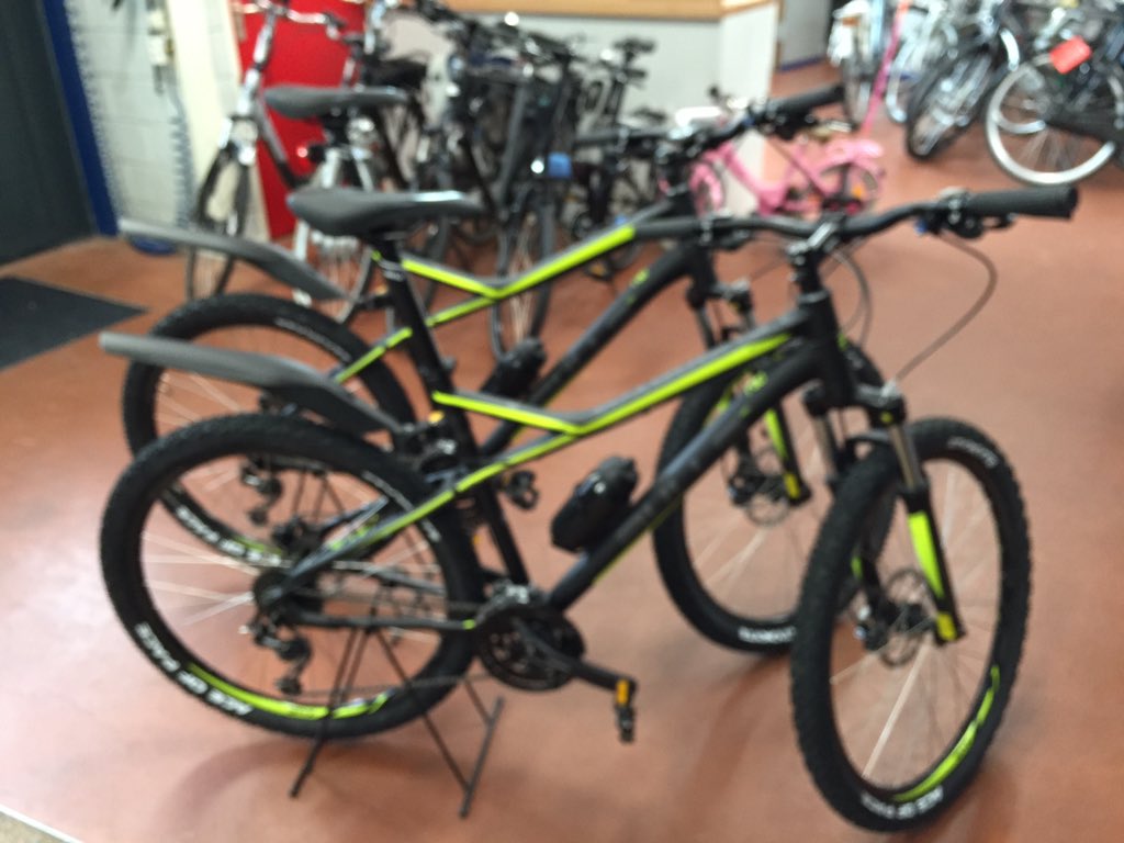 Op zoek naar een stoere ATB?
Ook die leveren wij in alle prijsklassen <a href="/bikeshopurk/">Bikeshop Urk</a> <a href="/2dehandsfiets/">Tweedehands Fietsen</a>