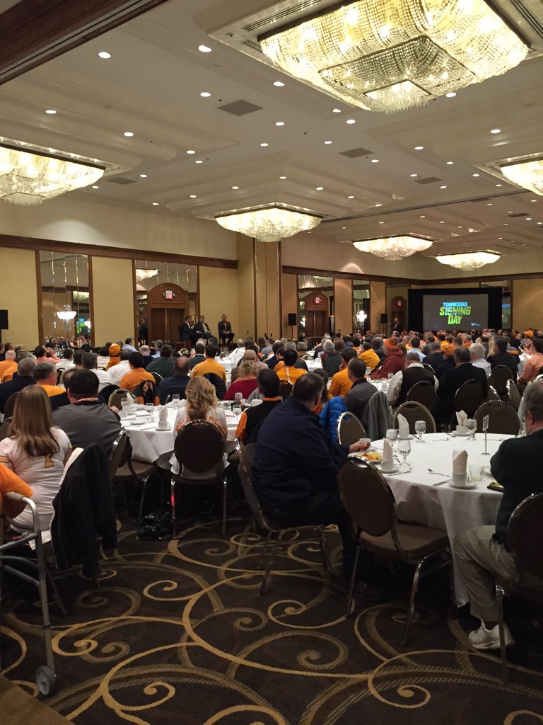 volryan's tweet photo. My hometown coming out in force to hear about @Vol_Football #TSD16 #MemphisVols https://t.co/uJEXGKY11d