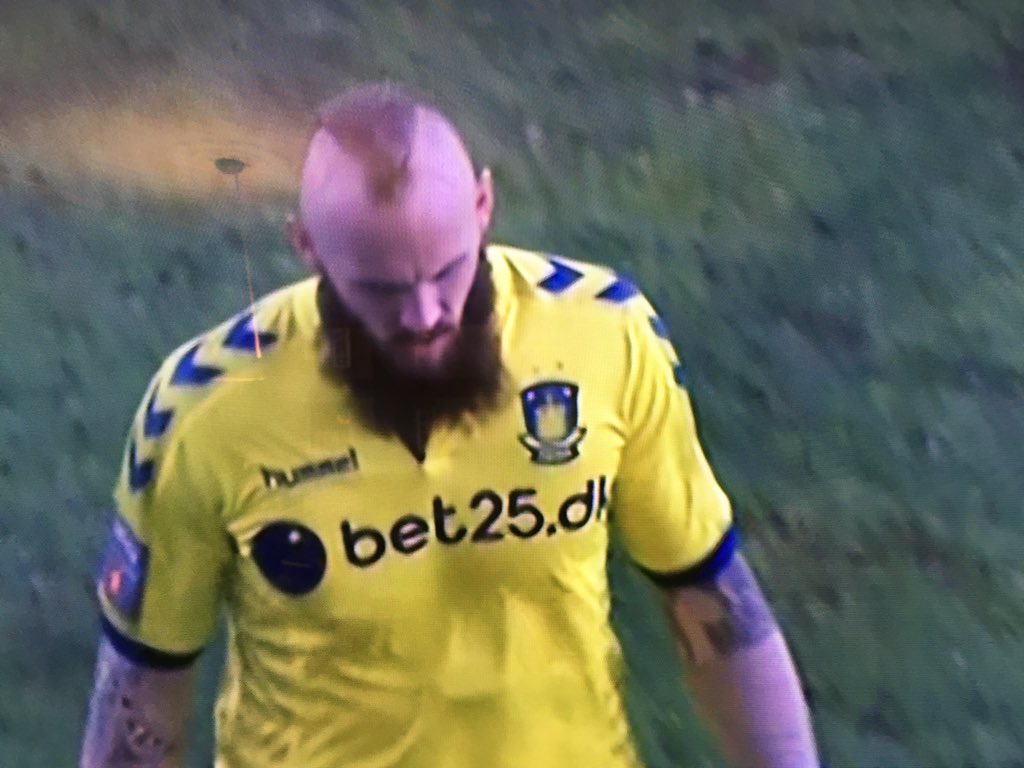 Unibet_Sverige's tweet photo. BREAKING NEWS: Magnus Eriksson är klar för kommande säsong av "Vikings". https://t.co/6TWcS0QYpq
