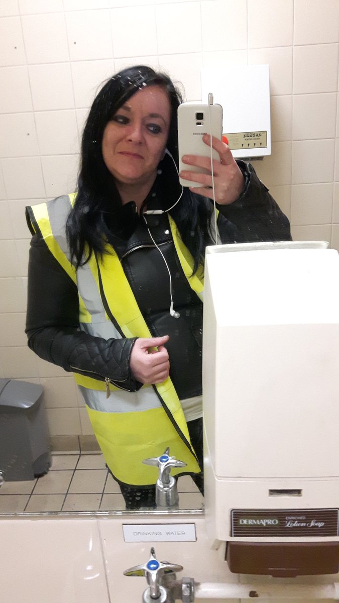vodkademon's tweet photo. Birch at work init https://t.co/H6vO29kt8x