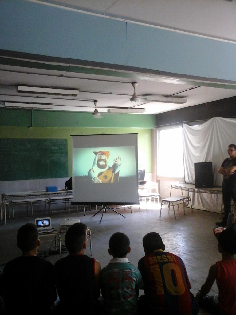 CristianSabaz's tweet image. #EAV2016 El cine llega a Villa Fiorito. Lomas de Zamora @BAeducacion