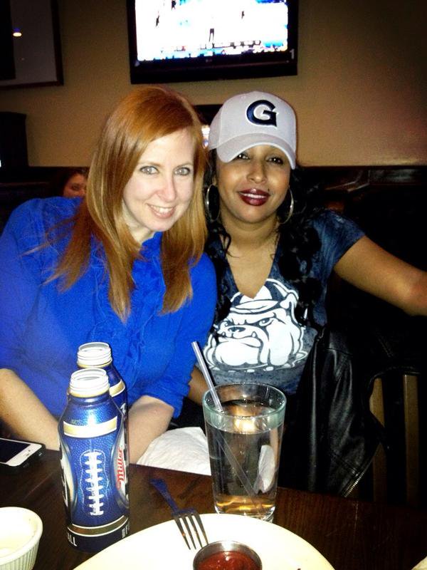 Lizzs_Lockeroom's tweet photo. Happy #friendsday #TwitterFlow @iWalkLess @theNFLchick @reddusfoximus @JenXperience https://t.co/fi7cxl1qXL
