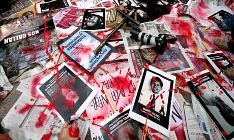 pen_int's tweet photo. #Mexican authorities must do more to end cycle of violence against #journalists https://t.co/y5772oyX5q #EndImpunity https://t.co/oZhWI8plLx