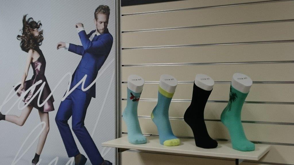 item_m6UK's tweet image. Paradise socks @item_m6UK #travelaccessories #paradise @INDXMenswear #gentlecompression