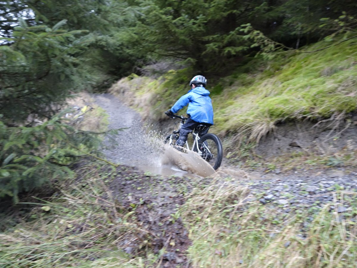 singletrackmag's tweet photo. Here's what happened when the Early Rider Belter 20", was handed to 5 year old Zach Taylor https://t.co/47u1gNS9ow https://t.co/ajw7tkfxCi