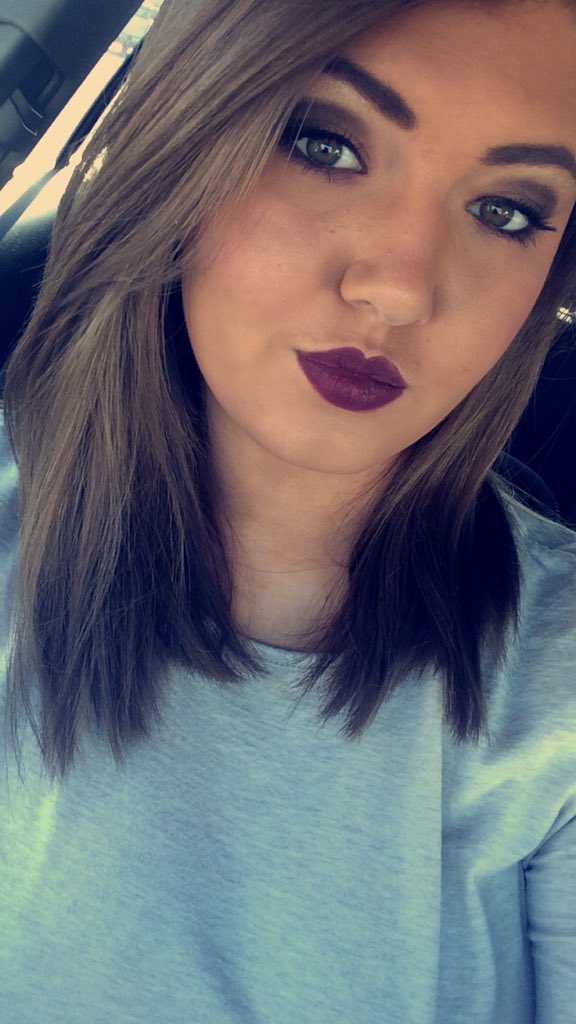 HaileyBaby9's tweet photo. One thing you taught me was to be a cold blooded bitch. Can't even trust the ones you love #sorrynotsorry https://t.co/bxzal1oFfA