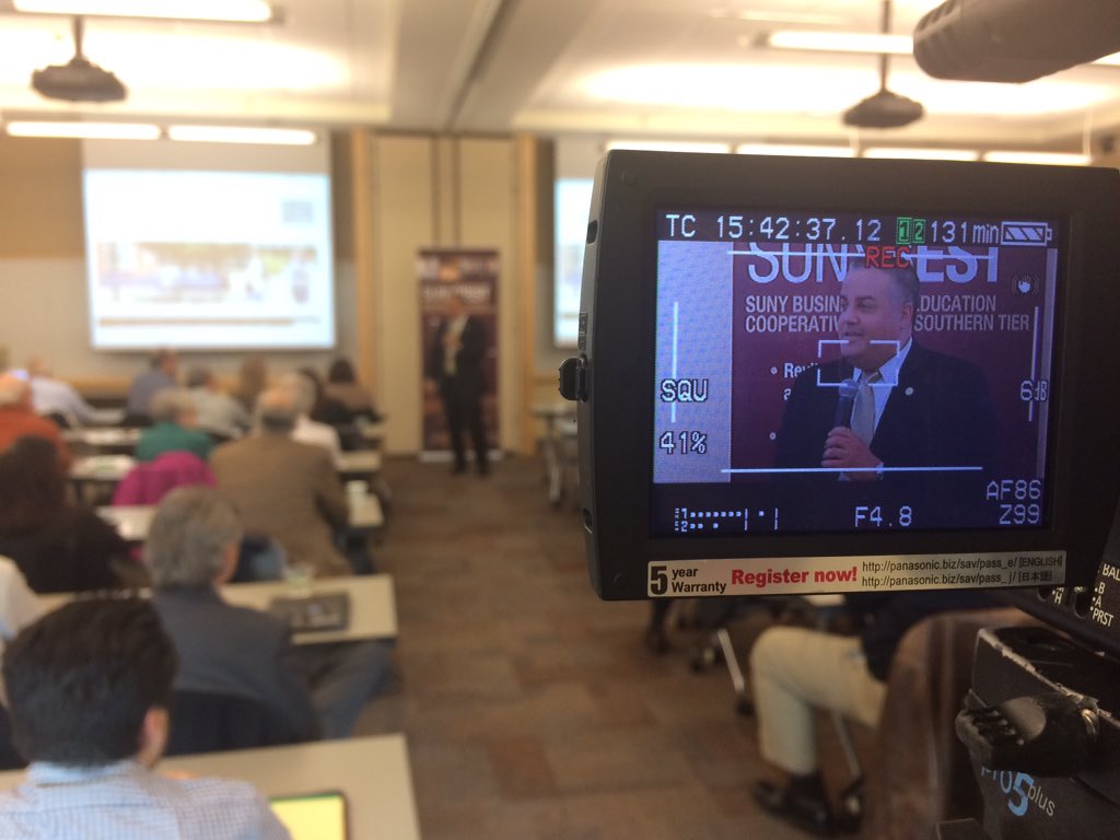 ScottSasina's tweet photo. "This really is a once in a lifetime opportunity"- @MayorRichDavid on $500m grant #URI #Binghamton #SUNYBest https://t.co/QVrL3Uz6qs