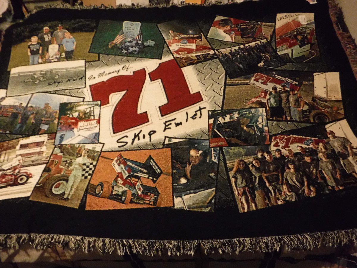 Bandit_Storm's tweet photo. @RyanWilson_29 moms Christmas present https://t.co/Y0DiOSCa06