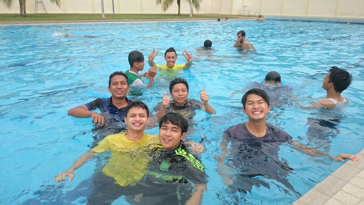 S_wawa_'s tweet photo. #utp
#ipoh 
#dka2c
#bukitbesi
#no 368, lorong nilam 3,23200 bukit besi , dungun kuala terengganu https://t.co/6UyuWCywTM