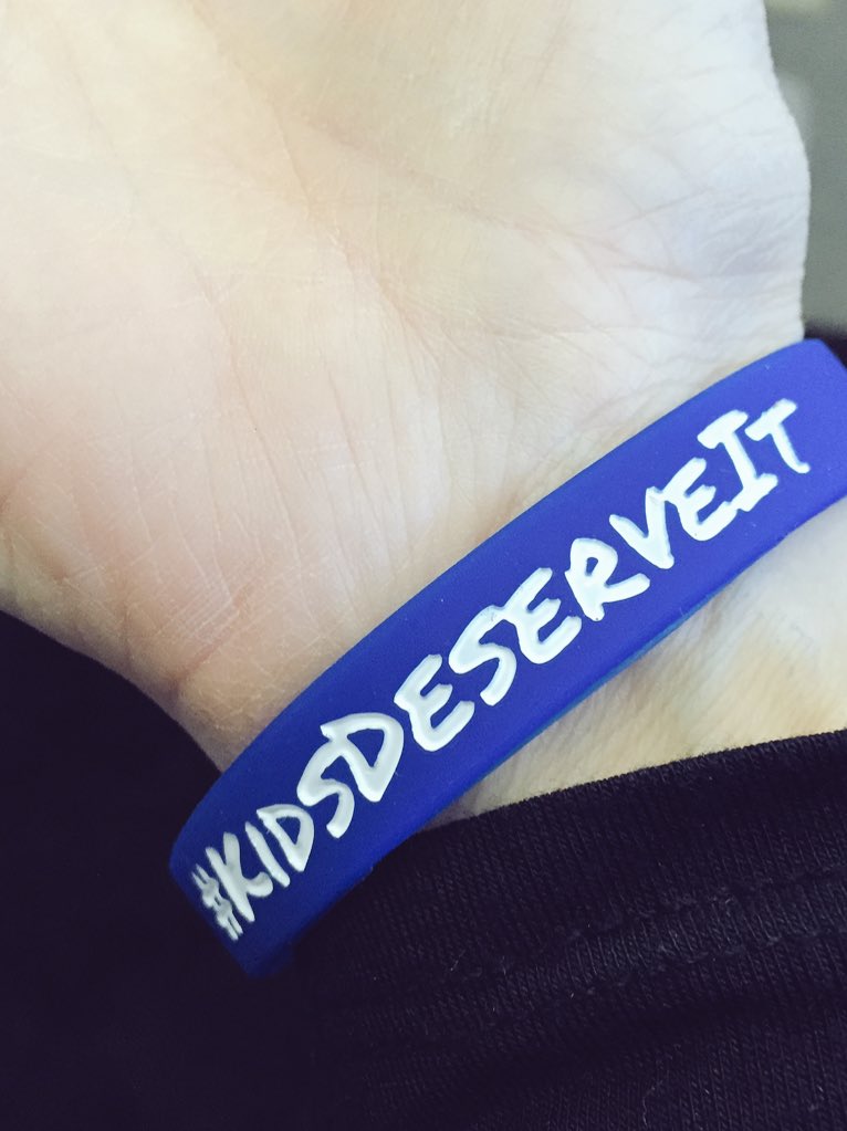 mrshouse15's tweet photo. @TechNinjaTodd #KidsDeserveit  Powerful words! https://t.co/ra2BJvypwE