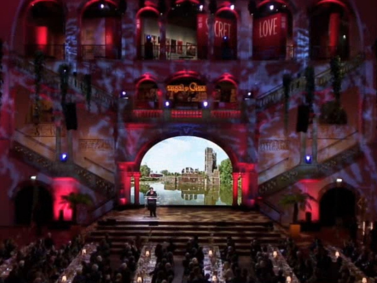 slotschaesberg's tweet photo. De BankGiro Loterij kent tijdens GoedGeldGala € 788.000 toe voor de herbouw van het Poortgebouw van @slotschaesberg https://t.co/p5Cd1G0RAp
