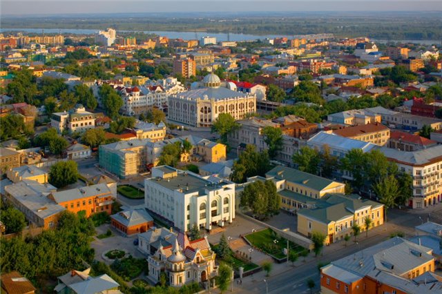 Города меньше 300 тысяч. Центр г Самара. Самара центр города. Исторический центр города Самара. Самара город провинция.
