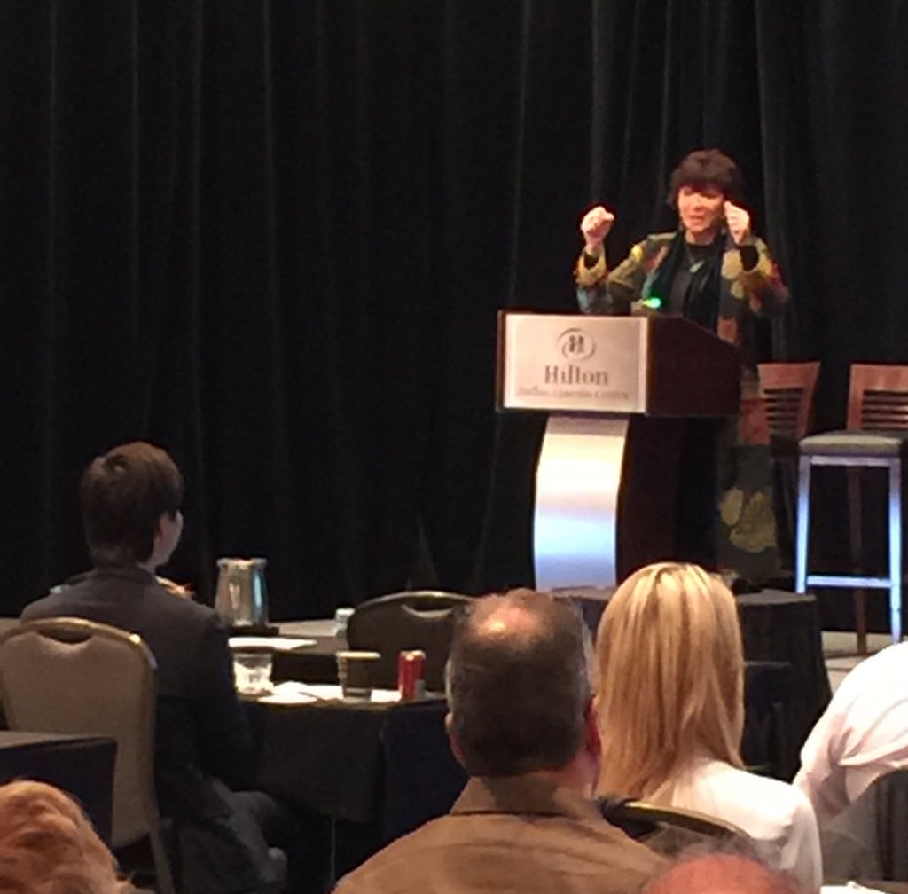 Stearns_Lending's tweet photo. Our EVP National Third Party Production energizing the sales team for 2016. #stearnsNSC NMLS#1854 https://t.co/OXbQJ6kFLR