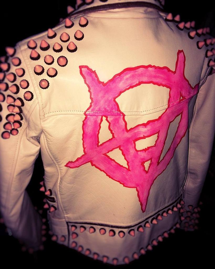 shitb's tweet photo. 私の大好きなInstagramをみてください。"My works.
「"Amarchy" studs leather biker jacket」
#A #甘
#Amarchy
#アマーキー
#甘ジャン
#TaichiKura… https://t.co/9pzPGUUeWR