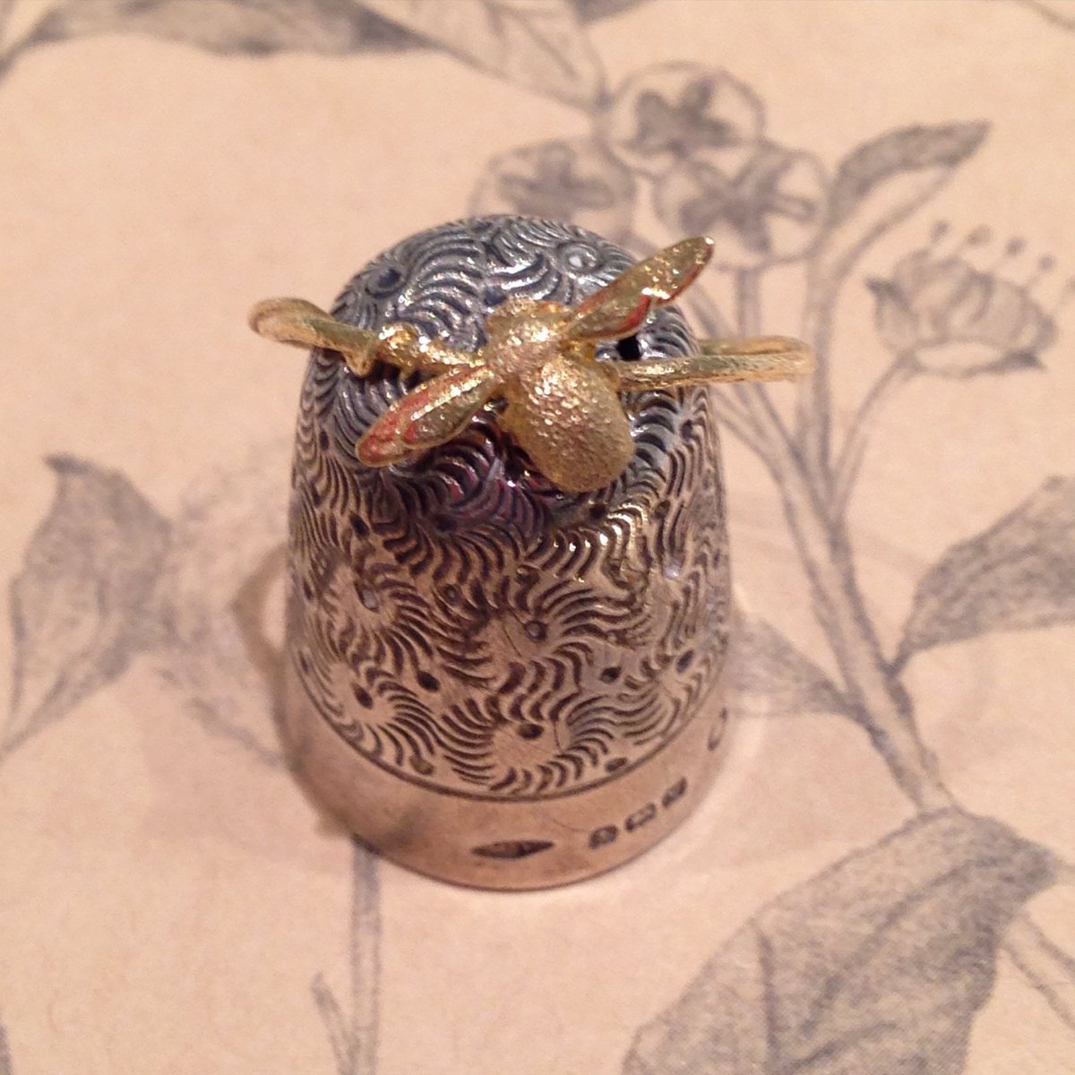 SilveradoUK's tweet photo. Re-merchandising the store today &amp; have fallen in love with this little guy all over again! @agmonroe #bee https://t.co/0CGWXcCWK8