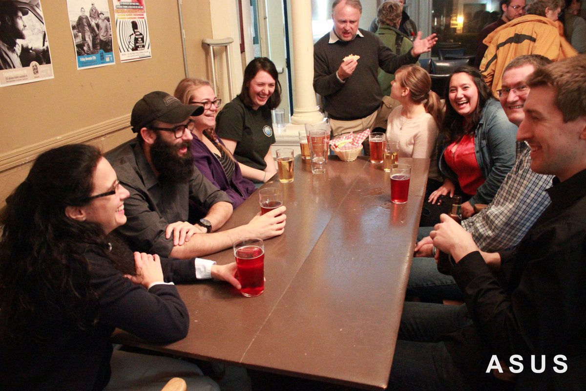 Queen's GPHY DSC tweet media