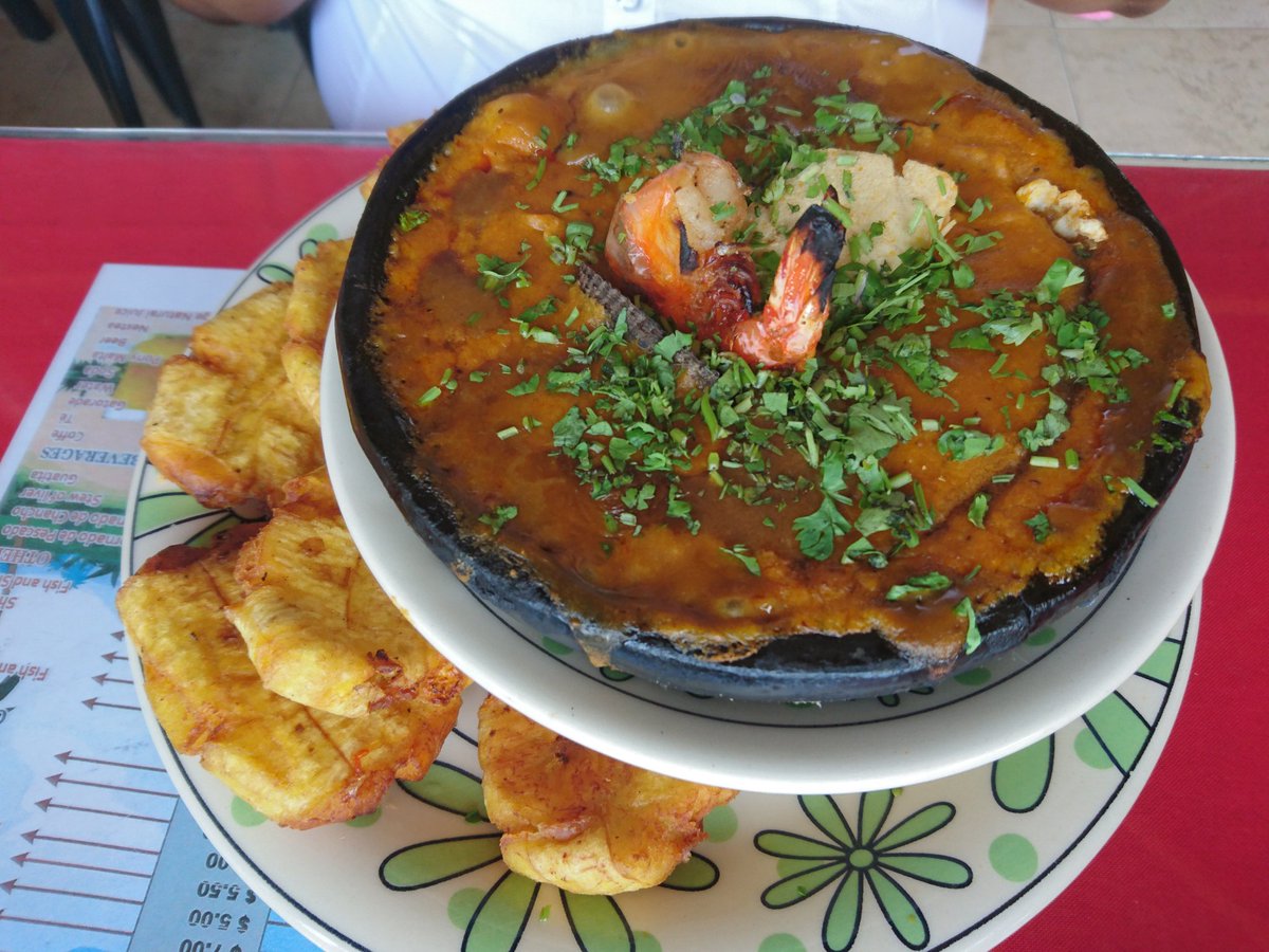 KerlytaBriones's tweet photo. @EcuaTurisTrip #CazuelaDeMariscos la mejor #GastronomíaManabita te espera este #Carnaval #VenAManabi #ManabíEsTodo https://t.co/gbPGI55804