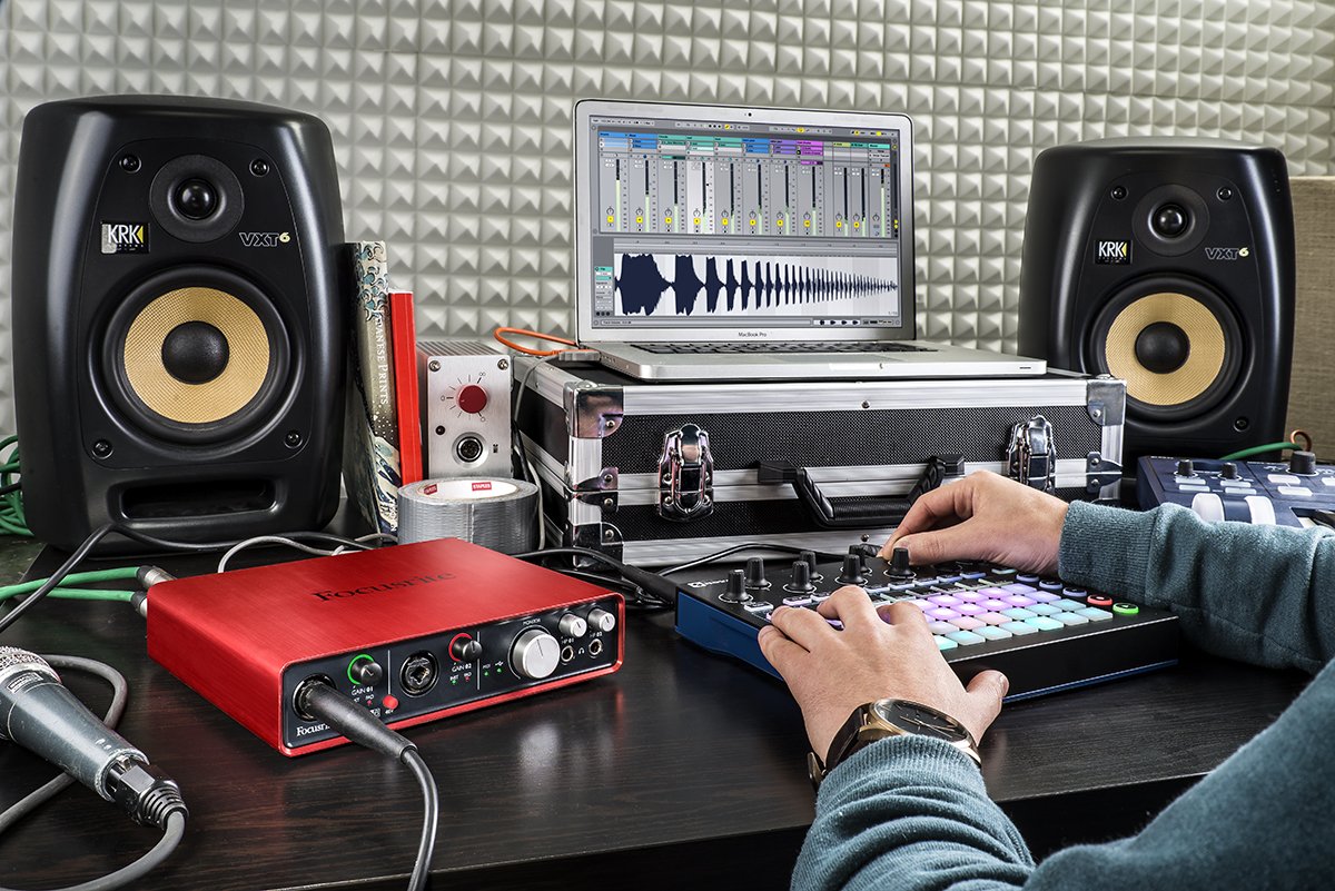 "whistle-clean preamps, simple, intuitive design, and glitch-free software" - <a href="/Mix_Magazine/">Mix Magazine</a> bit.ly/20IHFpH