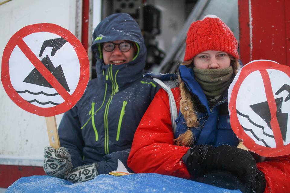 .@NaturogUngdom activists occupy mine site to prevent toxic sludge being dumped in pristine fjords

#reddfjordene