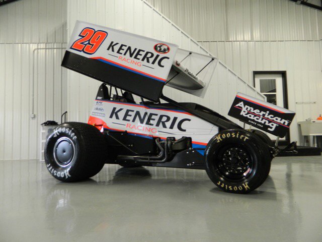 kmr29's tweet photo. @KenericRacing team is loaded, couple of pics of what's inside https://t.co/Qbf31oyYUu