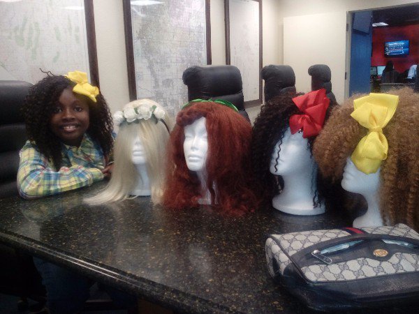 8-year-old Lauren is making wigs for young #cancer patients to wear while undergoing chemo. bit.ly/1VRNH3S