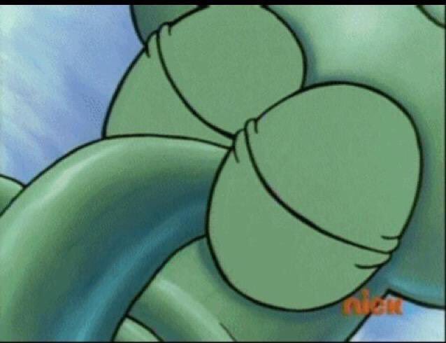 twins_n_wins's tweet photo. when ur in bed and u remember u had homework https://t.co/HegK2A9shY