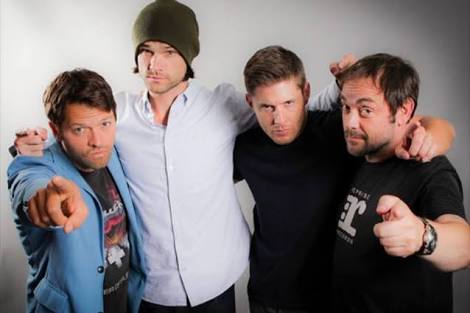 padalecsky's tweet photo. "quem se apaixonou pelo cast e nao sabe mais o que fazer???" BRAZIL LOVES SPN CAST https://t.co/k38h2rgZG9
