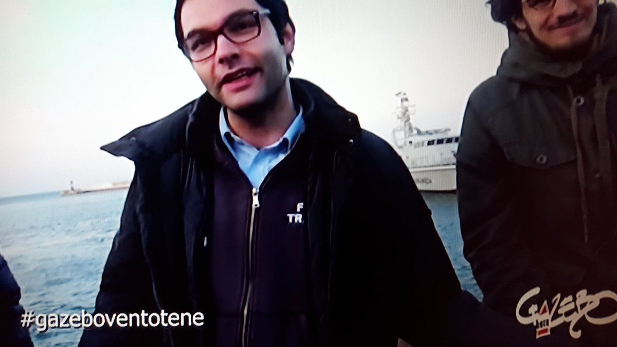 sergioandreola's tweet photo. #schengenschengen #gazebo @welikechopin #gazeboventotene 
Ultraeuropeisti https://t.co/bY5gzPo6WR