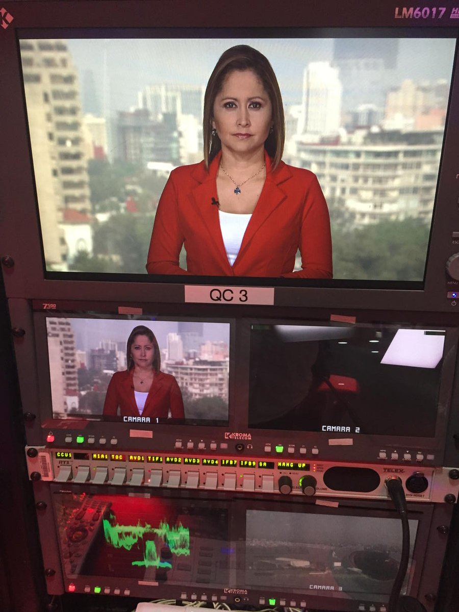 LeonelBastida's tweet photo. En Vivo para Telemundo desde la Ciudad de Mexico con @jazivepm https://t.co/VmeCK3o6Cg