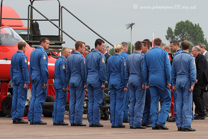 EssexHebridean's tweet photo. Just noticed @stevebuckley79 doing his thing in the background of this shot of #Circus2014 lined up to meet HRH! https://t.co/r1C1RZ7WqJ