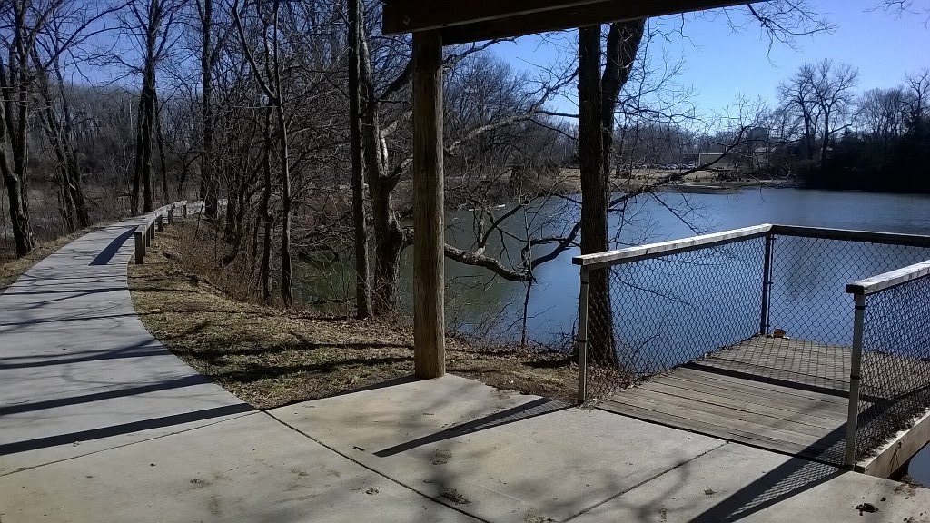 LiveWellDGKS's tweet photo. Walking on the Lawrence Loop over a lunch break.  #loveit #finishtheloop @lawrenceks @ldchealth https://t.co/8HwWd66xd5