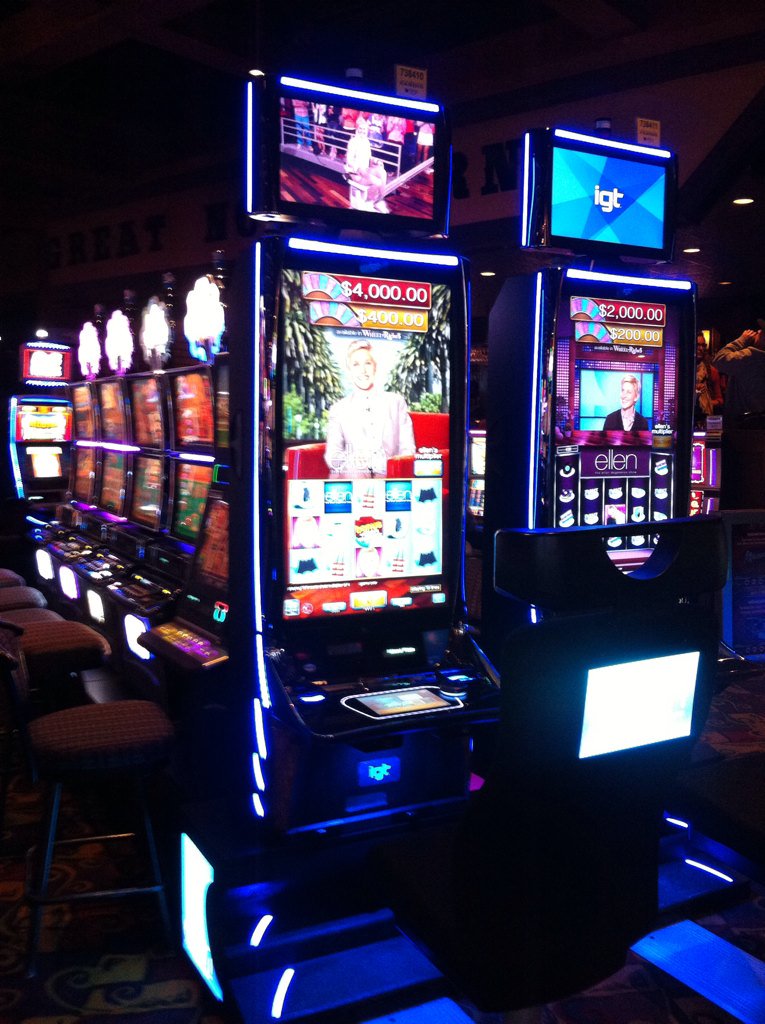 . <a href="/TheEllenShow/">The Ellen Show</a> you're slot machine didn't pay out! Was it because I didn't dance up to it?