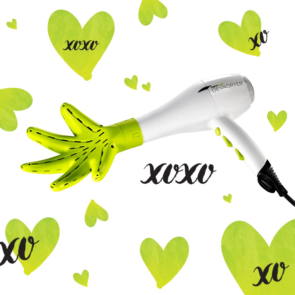 DevaCurl's tweet image. The #DevaDryer ＋ #DevaFuser will have you falling madly in love with your curls. bit.ly/1HJdbI4