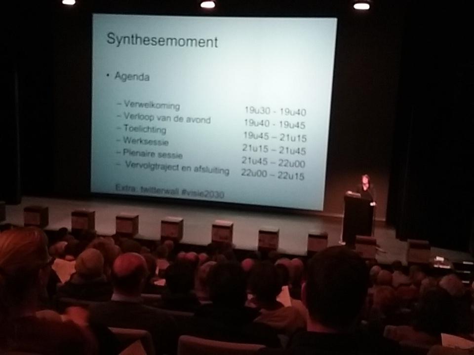 JeugdIzegem's tweet photo. Ook de jeugddienst en -raad zijn aanwezig op #visie2030 #in_izegem https://t.co/cRq4tywcrG