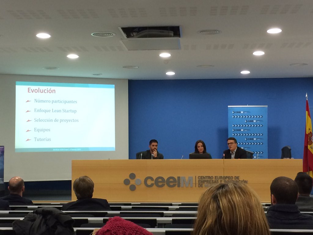 imadfer's tweet photo. Carlos Miras @CarlosMMarin nos explica todos los éxitos cosechados con el programa SpeedUp Murcia!!! @rsinfo_INFO https://t.co/kYo6m6IWWF