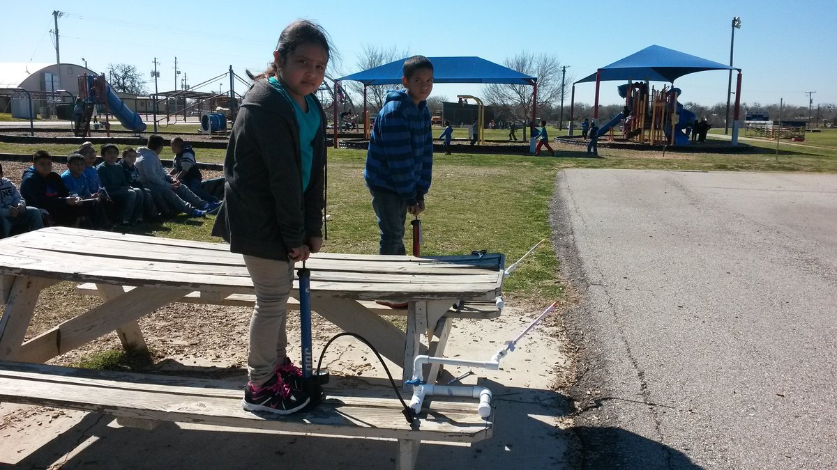 RussellCamacho6's tweet photo. 3rd grade science class using force, simple trying to defy gravity using air powered paper rockets https://t.co/GiY7kDNpwt