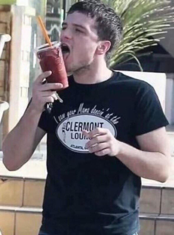 ohssarcasm's tweet image. tantos años y recién sale a la luz esto me siento engañada