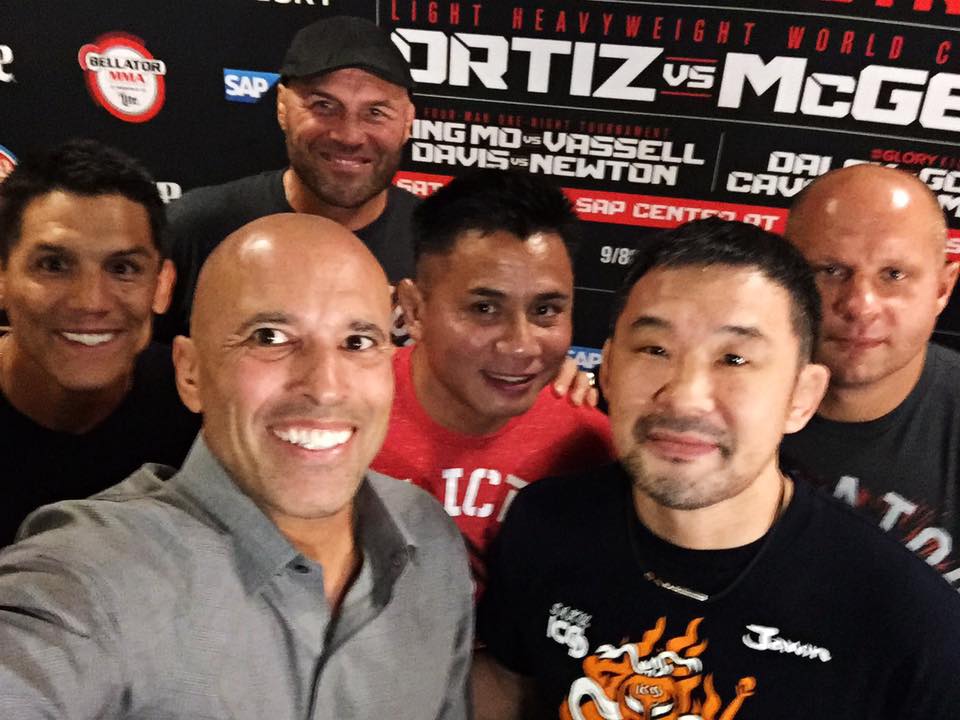 BellatorMMA's tweet image. When your squad reaches legendary status. #FriendsDay | #Bellator149 Fan Fest lineup: spke.co/1OkPvQG