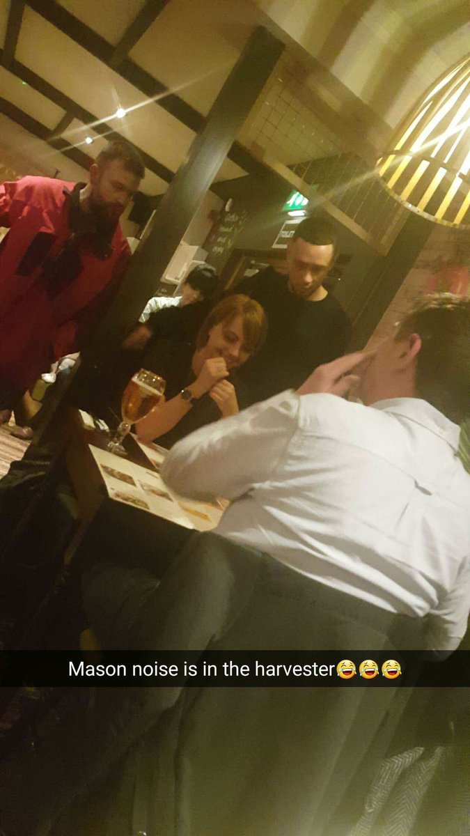 ameebbsx's tweet photo. So sat in harvester and @itsmasonnoise  ends up sitting on table next to us madness!😂😍 https://t.co/NwbCoBk3HT