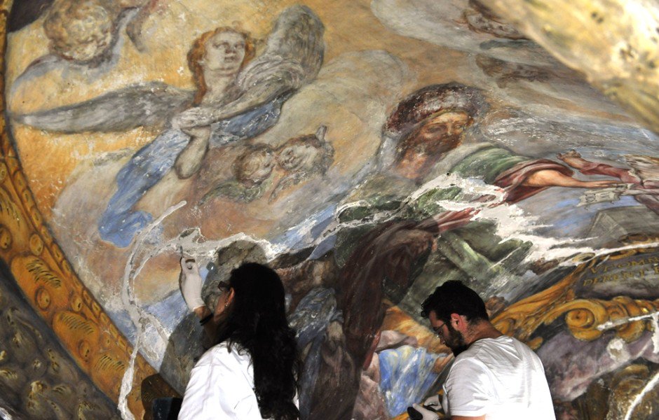 ipcepatrimonio's tweet photo. Una de las noticias del año: restauración de frescos de San Nicolás de Valencia @IRPupv #fundaciónhortensiaherrero https://t.co/4Eo4VAHlXD