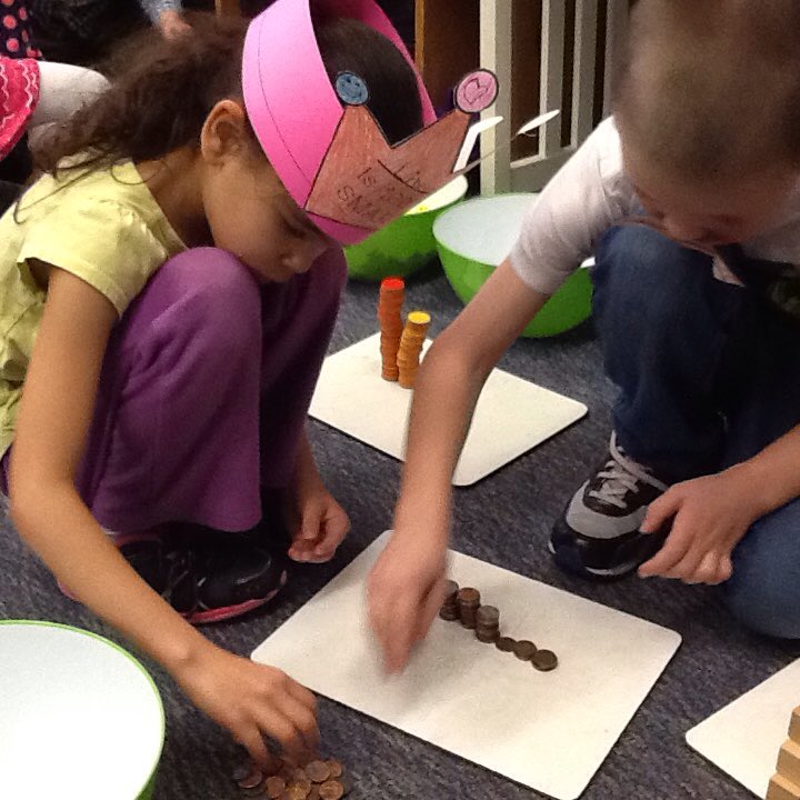 SS_Gr1's tweet photo. 100 days in first grade! https://t.co/4lOodo2c8x