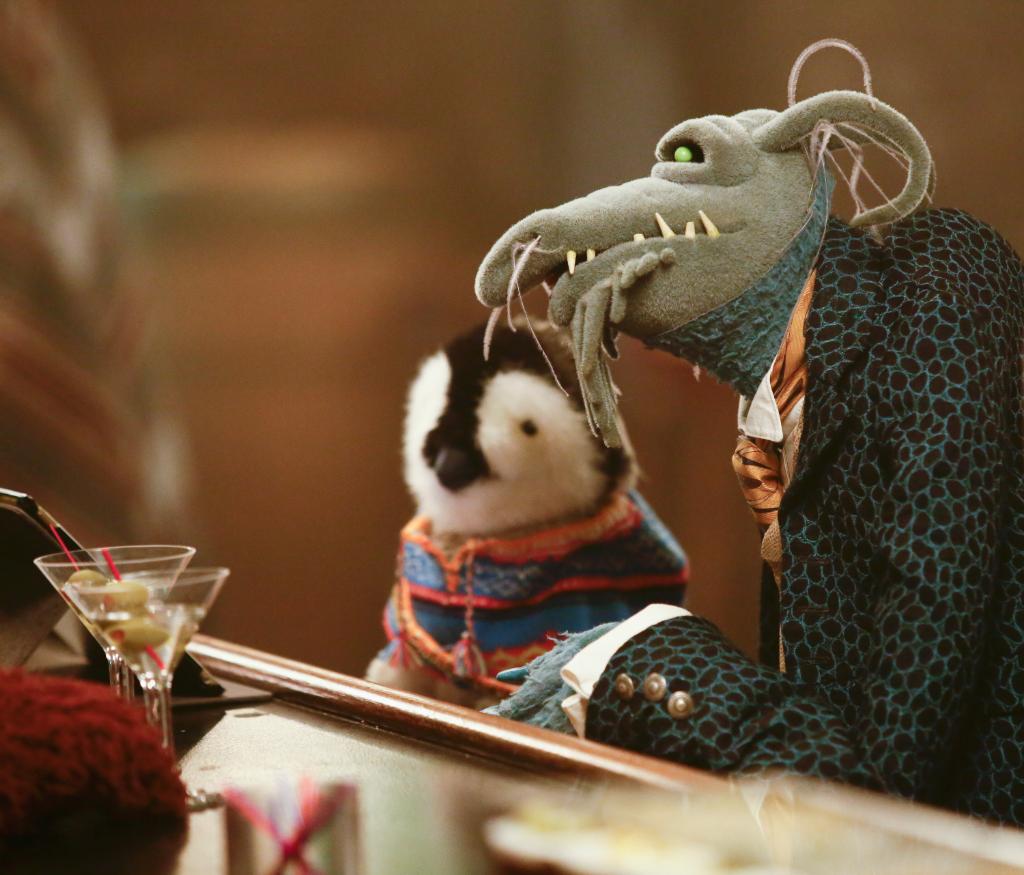 TheMuppets's tweet photo. Who wouldn't want to hang out with @UncleByDeadly and Gloria Estefan (the penguin)? https://t.co/XgHwBl2jw1