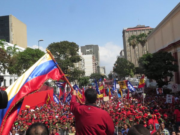 VTVcanal8's tweet photo. .@NicolasMaduro:Me declaro en rebelión contra la ley que viola la constitución, ¡no es no! https://t.co/x71CrSpOSk https://t.co/nNjOrF21Fj
