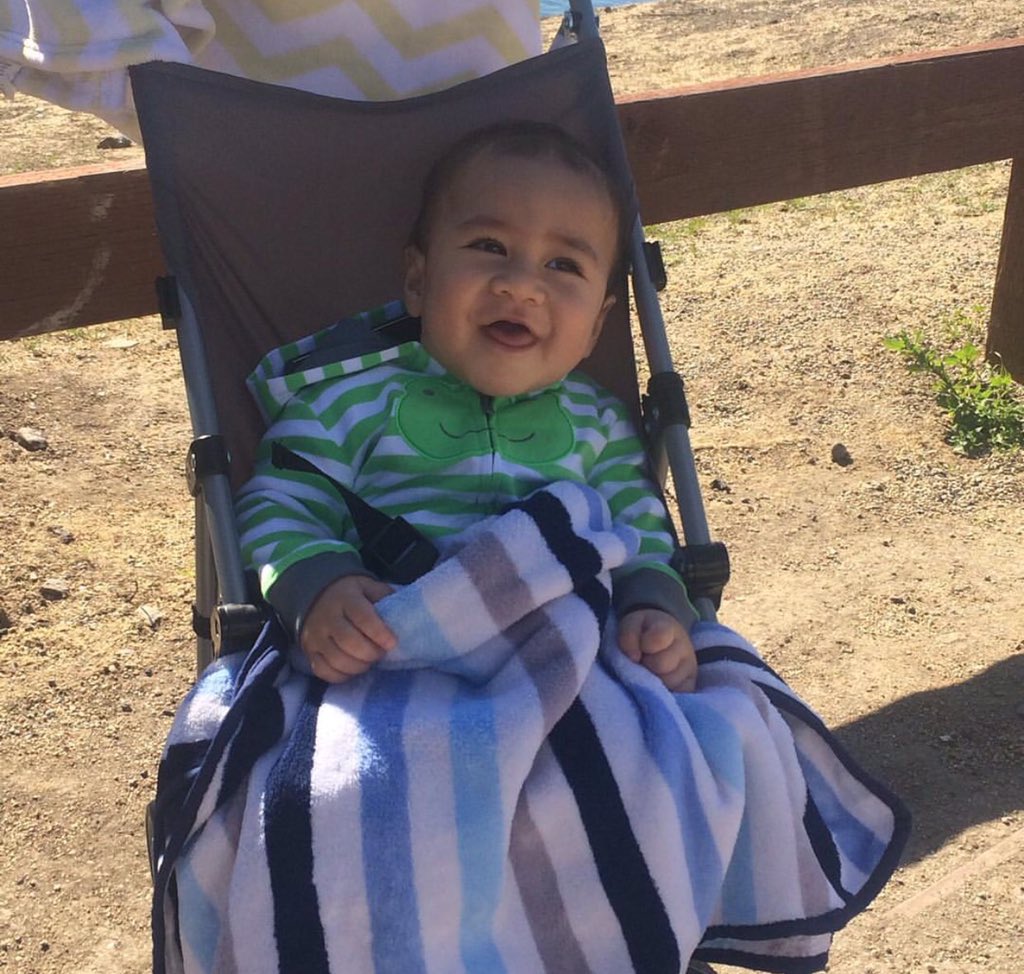 __crazyhittaa's tweet photo. My lil thugga makes 7 months today! Stop growing man๐ฉ I love you forever my babyโค๏ธ #KillaKane๐ https://t.co/BNT4g4LJyD