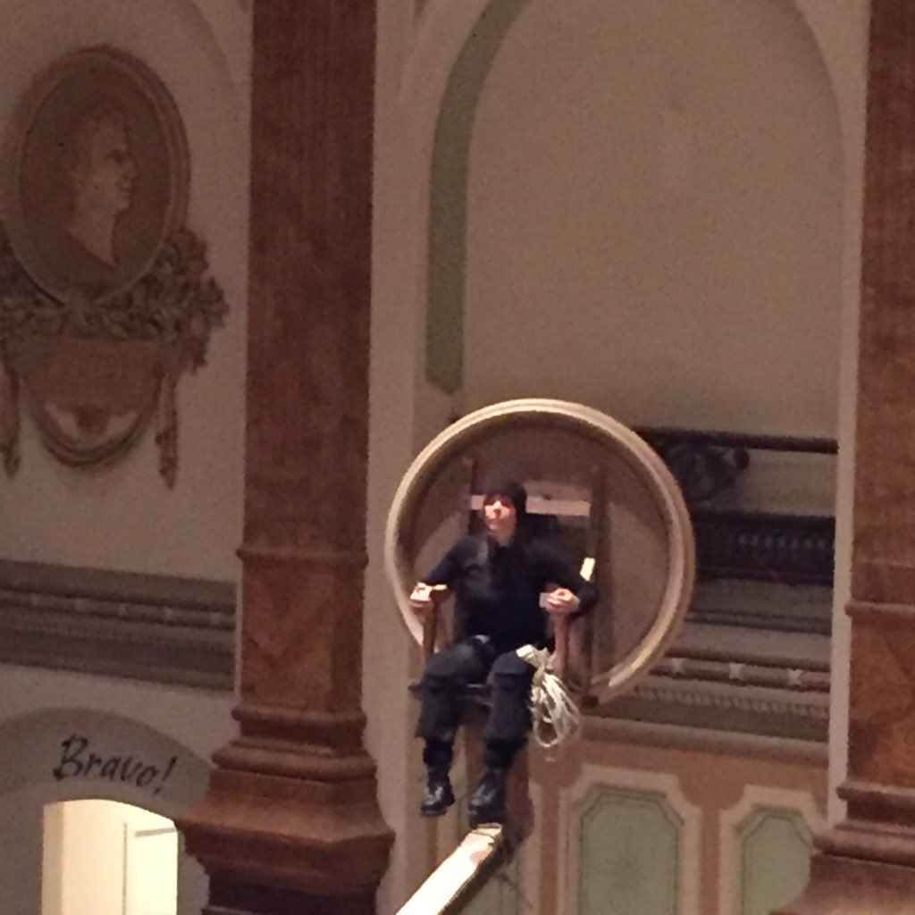 KimSajet's tweet photo. JJ McCRACKEN in the Ducking Stool @NPG #mouthofthescold #identifyperformance https://t.co/GcksjmMiRz