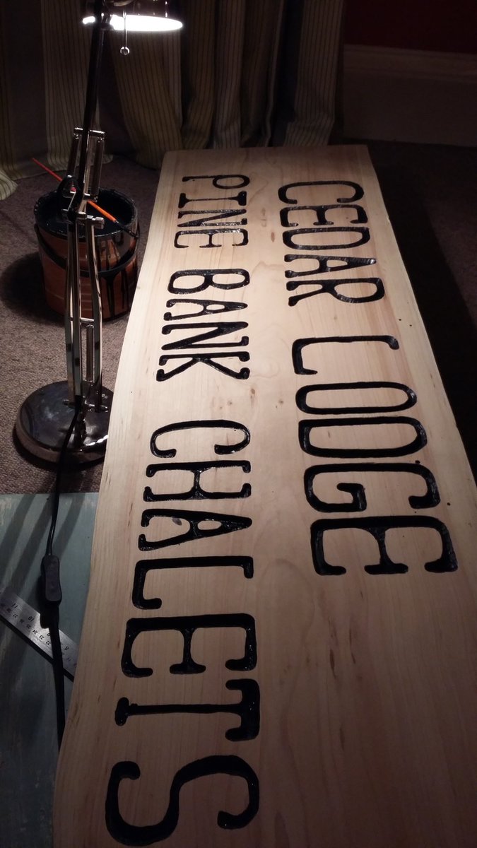 PineBankChalets's tweet photo. Late night sign painting #cedarlodge #handcrafted #selfcateringaccommodation #luxurylogcabin #aviemore https://t.co/c1FqjfKzT8