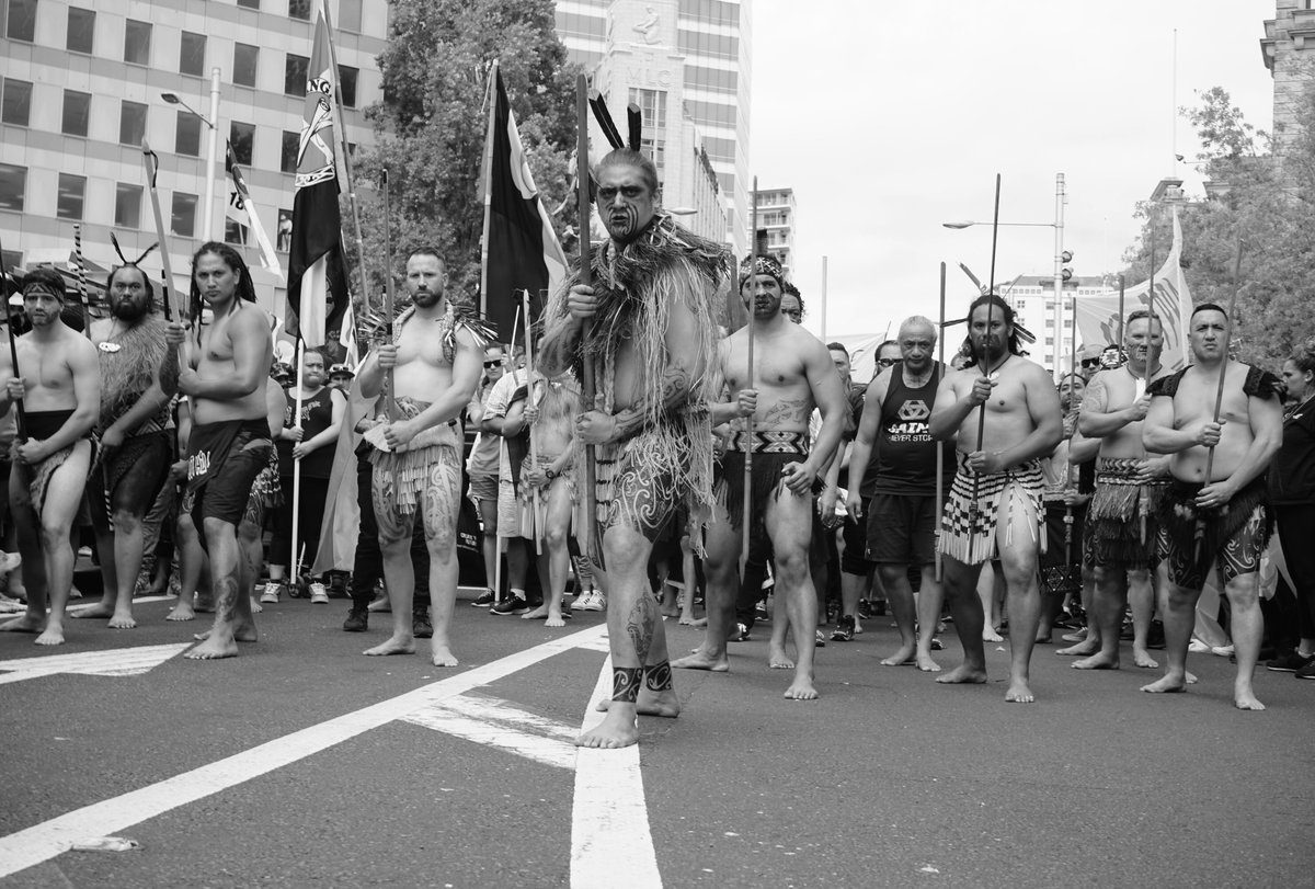 TraceyBarnett's tweet photo. #TPPA protests, Queen Street, Auckland, New Zealand. Photo by @TraceyBarnett. #TPPANoWay #tppaFreezone #nzpol https://t.co/WJQH5caGDL