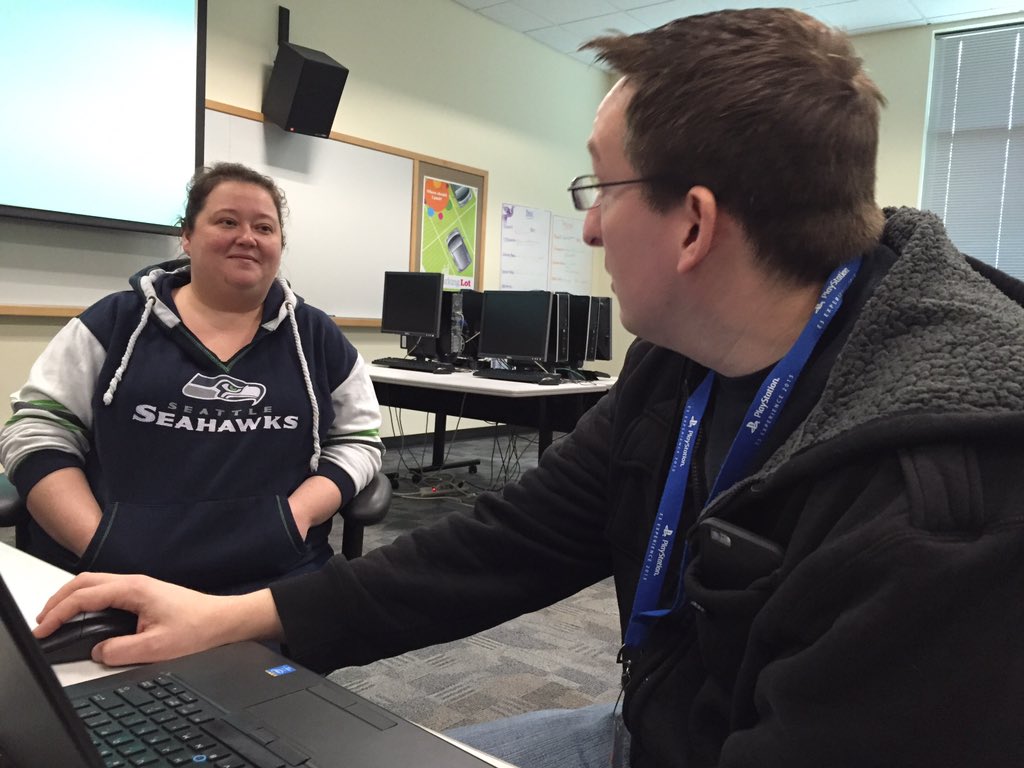 BOTHELL_CC's tweet image. Tia rocking a skill transfer with Tim! #leaptraining #leapyear #LifeAtATT #skilltransfer