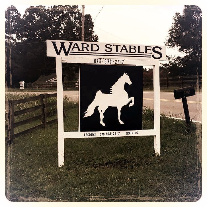 WardStables's tweet photo. Stop on by! There's no "open" sign...because the work at a #Barn never ends.
#WardStables… https://t.co/jFQNt80jrU https://t.co/2oieQp7Og7